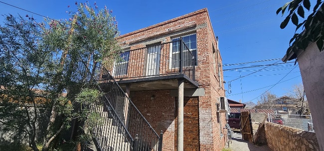 3311 Hueco Ave
