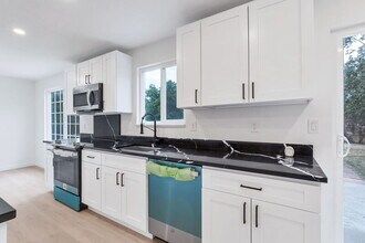 6087 W 84th Ave in Arvada, CO - Building Photo - Building Photo