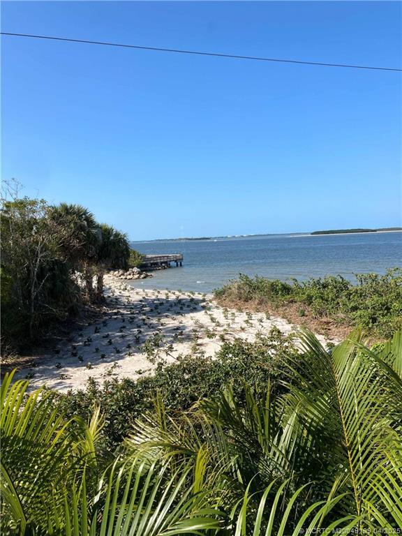 5626 SE Schooner Oaks Way in Stuart, FL - Building Photo - Building Photo