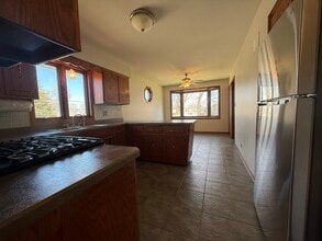 8301 Normandy Ave in Burbank, IL - Building Photo - Building Photo