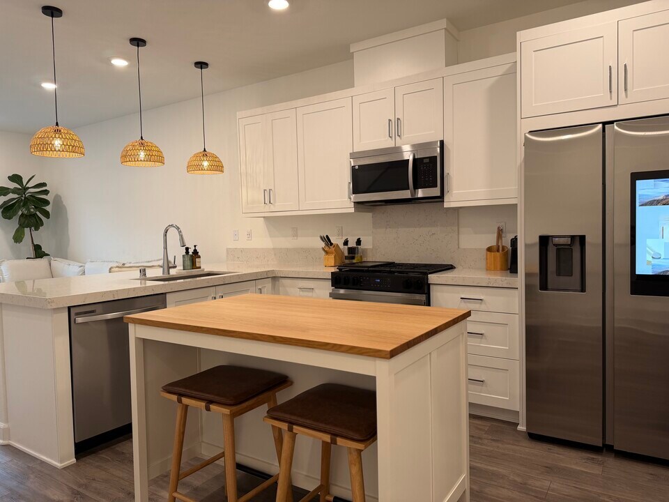 2115 Senita Dr in San Diego, CA - Building Photo