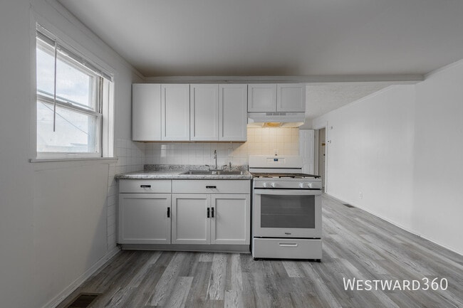 property at 4901 Magoun Ave