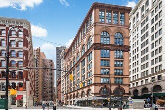 21 Astor Pl in New York, NY - Building Photo - Building Photo