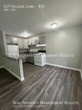 619 Village Ln in Newburgh, IN - Building Photo - Building Photo