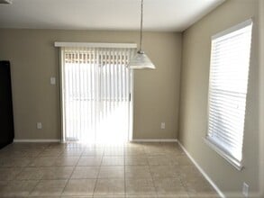 1408 Eagles Nest Trail in Krum, TX - Building Photo - Building Photo