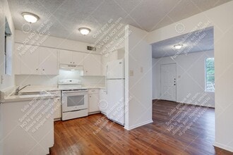 748 Old Martindale Rd in San Marcos, TX - Building Photo - Building Photo
