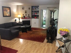 1066 Summershore Ct in San Jose, CA - Building Photo - Building Photo