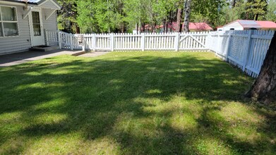 138722 Rhododendron St in Gilchrist, OR - Building Photo - Building Photo