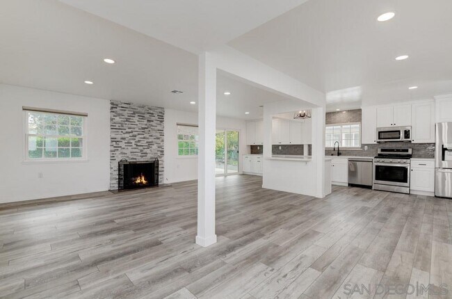 12415 Horado Rd in San Diego, CA - Building Photo - Building Photo