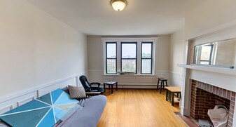 1695 Commonwealth Ave, Unit 4 in Boston, MA - Building Photo