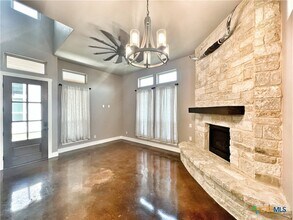 1704 Gruene Vineyard Crossing in New Braunfels, TX - Building Photo - Building Photo