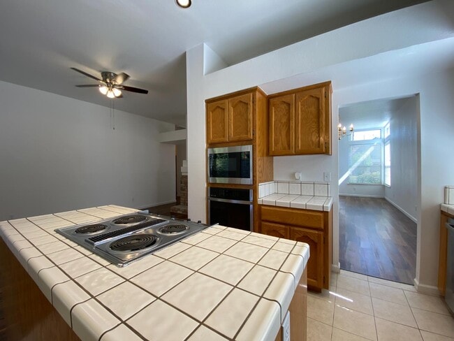 property at 1372 Chennault Ave