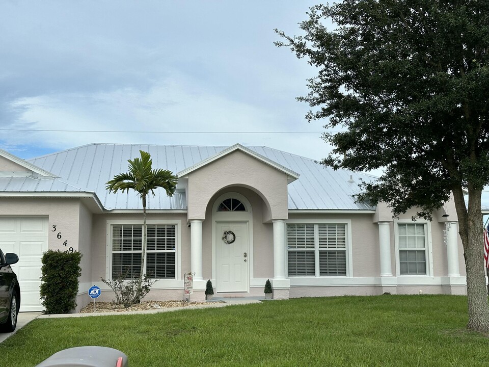 3649 SW Viceroy St in Port St. Lucie, FL - Building Photo