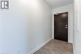 50 Grand Ave S in Cambridge, ON - Building Photo - Building Photo