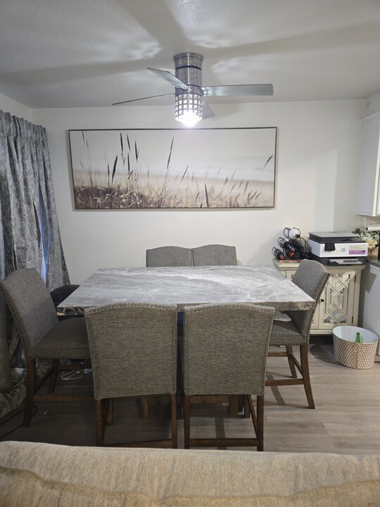 25011 Frampton Ave in Harbor City, CA - Building Photo