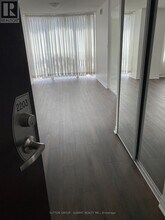 208-2208 Enfield Pl in Mississauga, ON - Building Photo - Building Photo