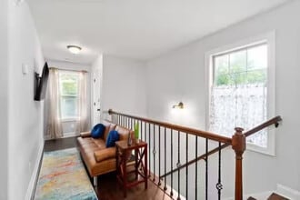 206 E St in Clarksville, TN - Foto de edificio - Building Photo