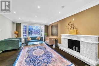 9 Elspeth Pl in Markham, ON - Building Photo - Building Photo