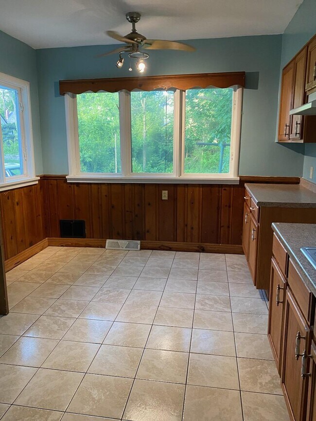 403 Noble Ave in Akron, OH - Building Photo - Building Photo