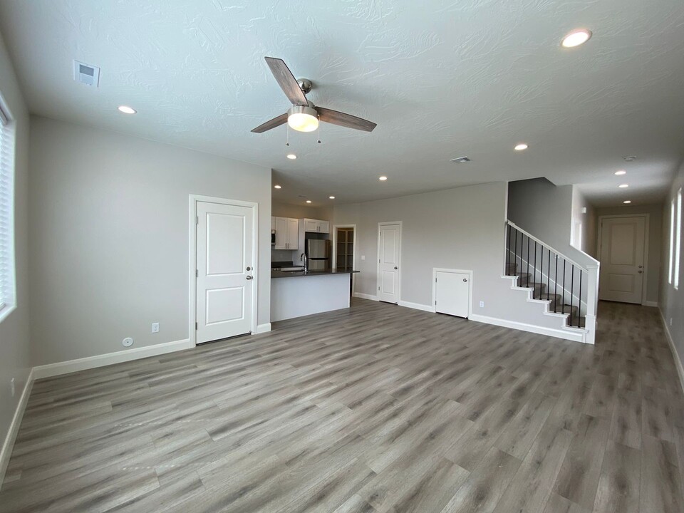 4363 W 1200 S in Hurricane, UT - Building Photo