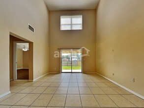 5233 Mango Fruit St in Seffner, FL - Building Photo - Building Photo
