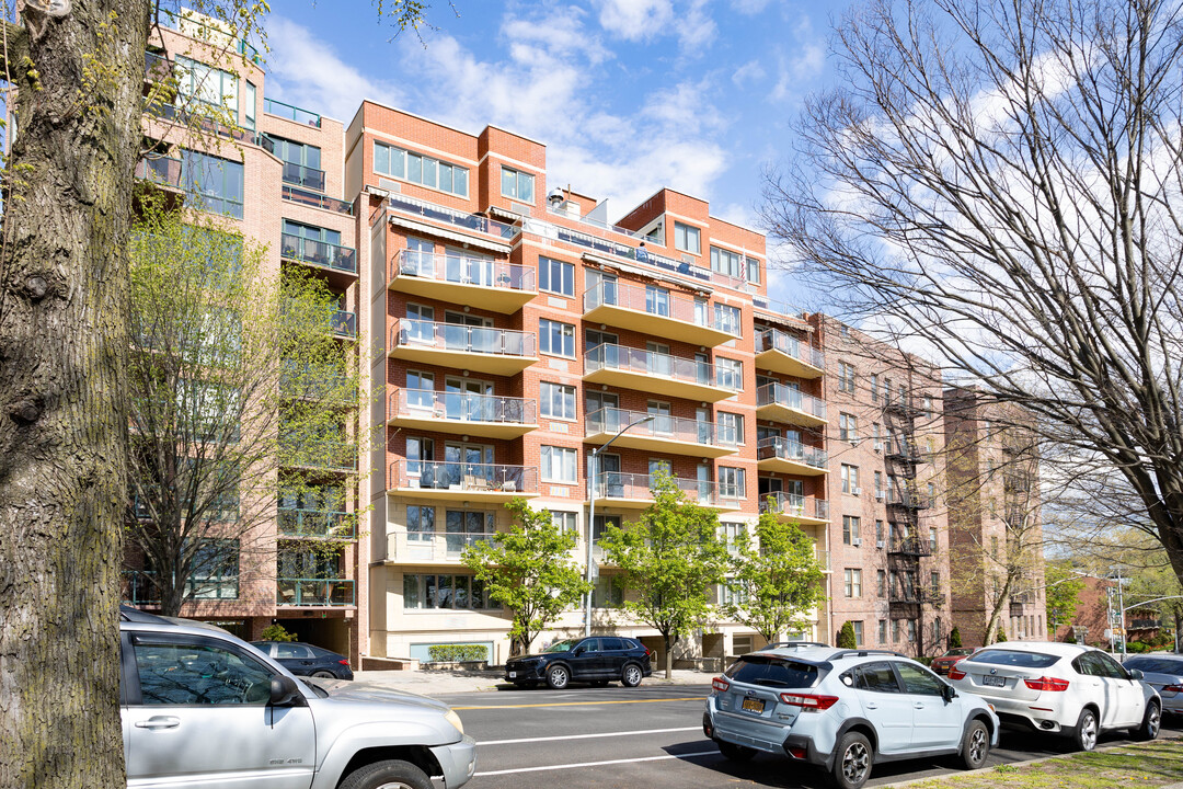 Vistas Condominium in Brooklyn, NY - Foto de edificio