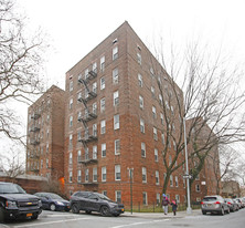 217-227 E 7th St Apartments