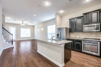 22503 Miramar Bend Dr in Tomball, TX - Building Photo - Building Photo