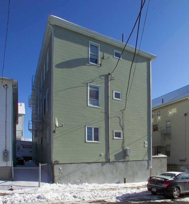 241-245 Tremont St in Fall River, MA - Building Photo - Building Photo