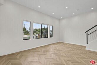 10006 Odessa Ave in Los Angeles, CA - Building Photo - Building Photo