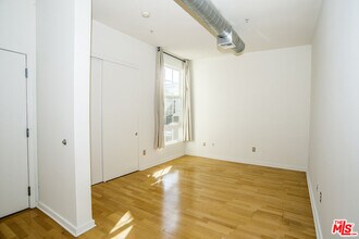13020 Pacific Promenade in Los Angeles, CA - Building Photo - Building Photo