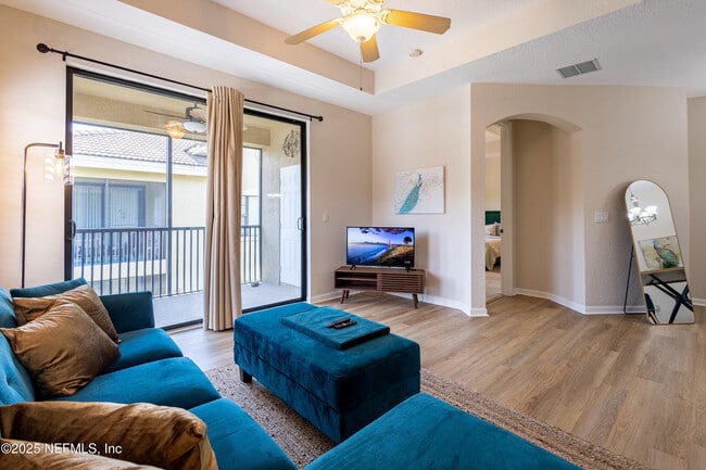 property at 135 Calle el Jardin