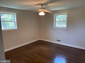 5922 Pratt St in Alexandria, VA - Building Photo - Building Photo