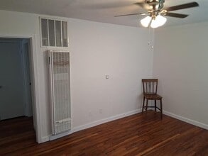 2300 Grayson Ave in Fort Worth, TX - Building Photo - Building Photo