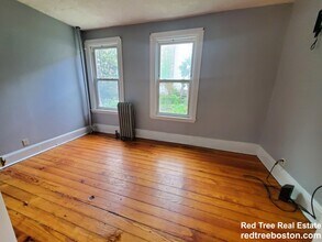 846 Huntington Ave, Unit 3 in Boston, MA - Foto de edificio - Building Photo