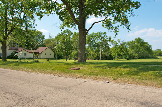 1036 W Main St in Whitewater, WI - Building Photo - Building Photo