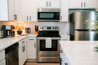 284 Bailey St in Athens, GA - Building Photo - Building Photo