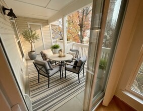 1524 Lincoln Way, Unit Top Floor - Tyson’s Corner in McLean, VA - Foto de edificio - Building Photo