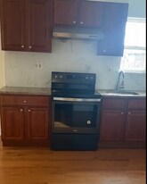 763 S 13th St in Philadelphia, PA - Building Photo