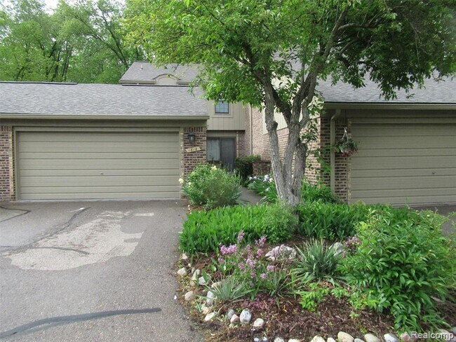 property at 1816 Burning Bush Ct