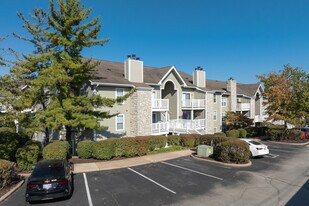 Bonhomme Village in St. Louis, MO - Building Photo