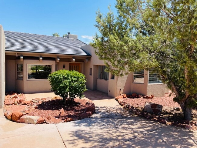 315 Cll Del Norte in Sedona, AZ - Building Photo - Building Photo