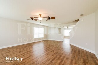 70 Levee Ln in Ormond Beach, FL - Building Photo - Building Photo