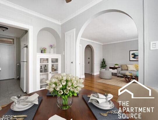 542 W Surf St, Unit 3N in Chicago, IL - Building Photo - Building Photo