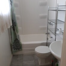 2350 Rohs St, Unit 4 in Cincinnati, OH - Building Photo - Building Photo