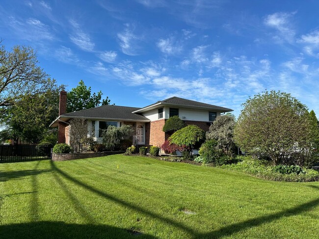 property at 310 S Oyster Bay Rd