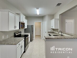 139 Presidents Way in Venus, TX - Foto de edificio - Building Photo