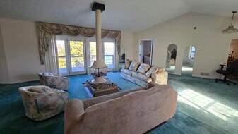 3311 Whidby Rd in Buford, GA - Building Photo