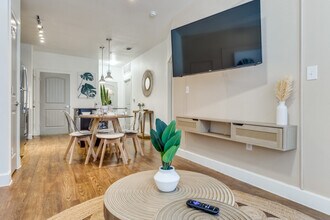 1221 Legacy Dr in Frisco, TX - Building Photo - Building Photo