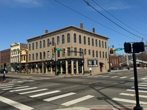 Hamilton Riverfront in Hamilton, OH - Foto de edificio - Building Photo